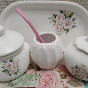 Set de Mate de Cerámica Completo con estampa de rosas bandeja y textil