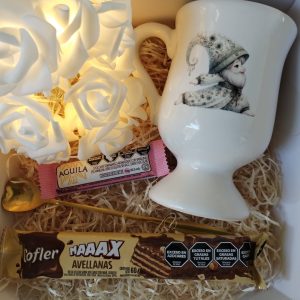 Box Chocolatera Individual taza de duende ceramica y bombones de regalo doble imagen
